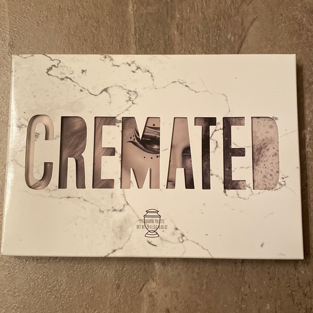 Cremated eyeshadow palette Jeffrey Star Cosmetics - brand new untouched greys